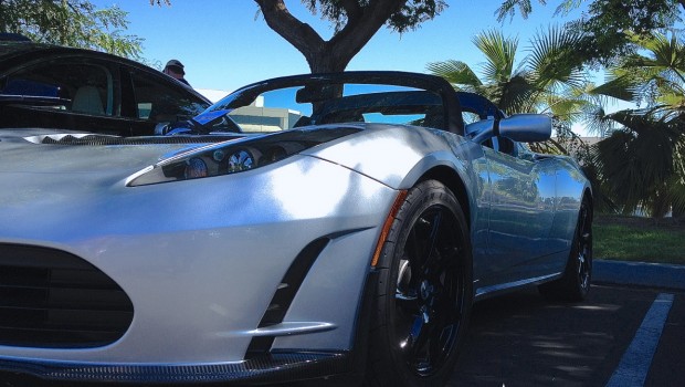Tesla Roadster Carbon Fiber Lip