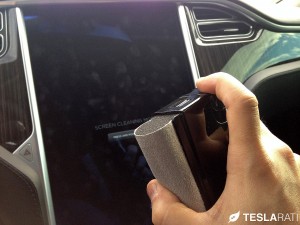 Tesla Model S Screen Cleaning Kit Review