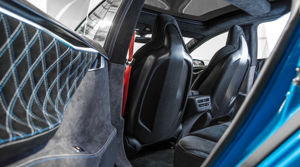 Unplugged-Performance-Tesla-Carbon-Fiber-Seat