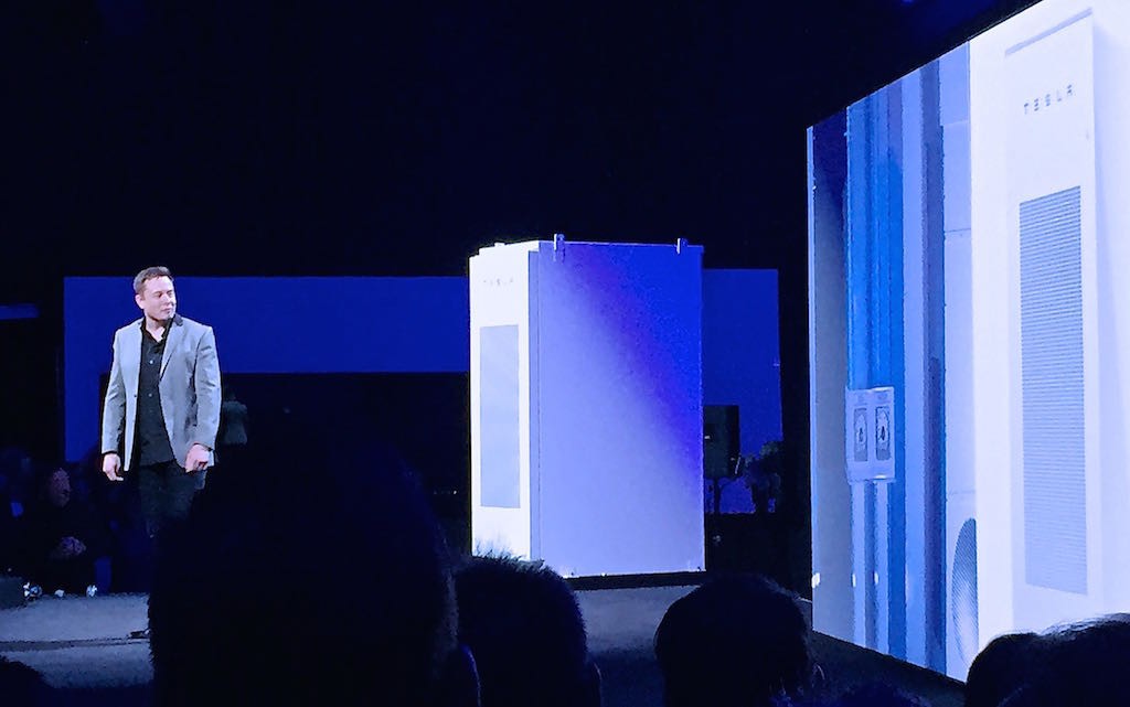 Elon-Musk-Stage-Powerwall-Event