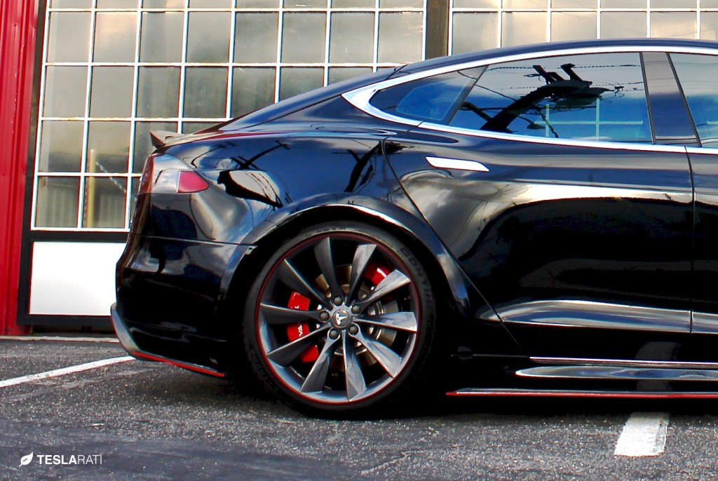 R-Zentric-Tesla-Model-S-Side-Bodykit-Teslarati
