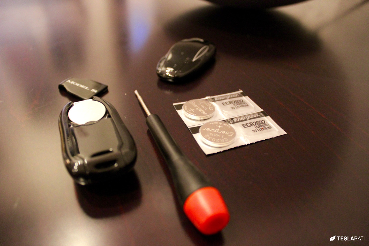 How to Replace the Battery in a Car Key Fob: Easy Steps