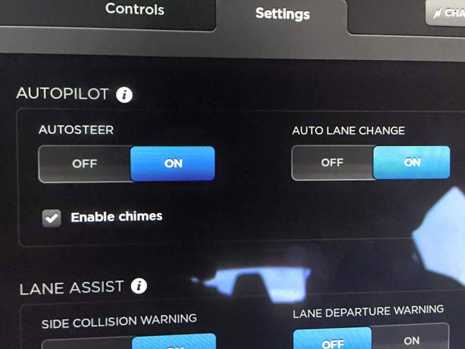 Tesla v7.0 Software Update with Autopilot