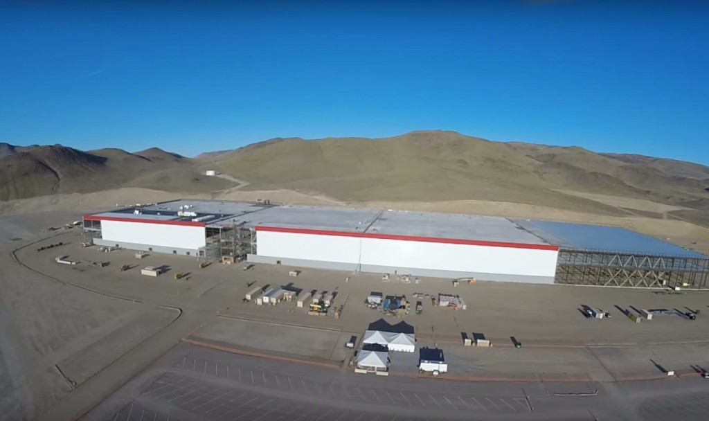 Tesla-Gigafactory-Drone-Video-Sept-2015