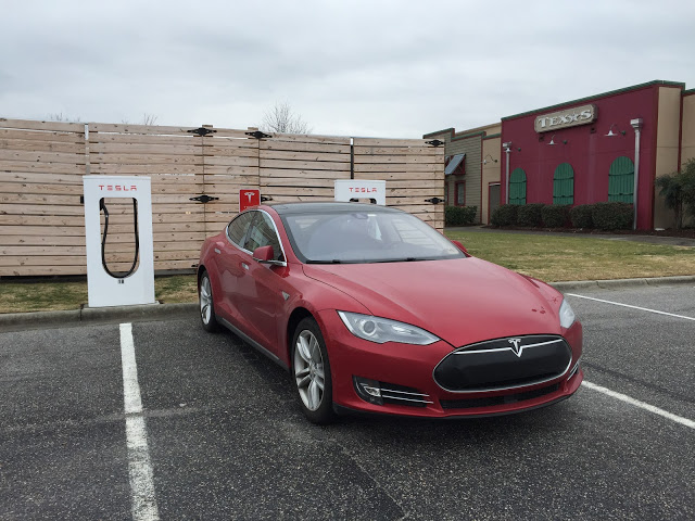 Red-Tesla-Model-S-Supercharger