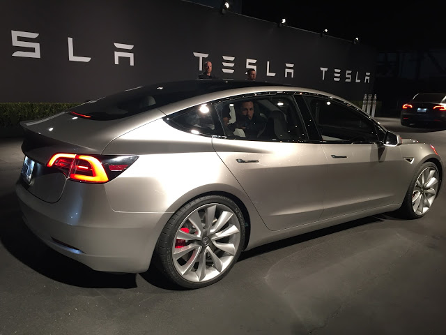 Silver-Tesla-Model-3-Event-Test-Ride