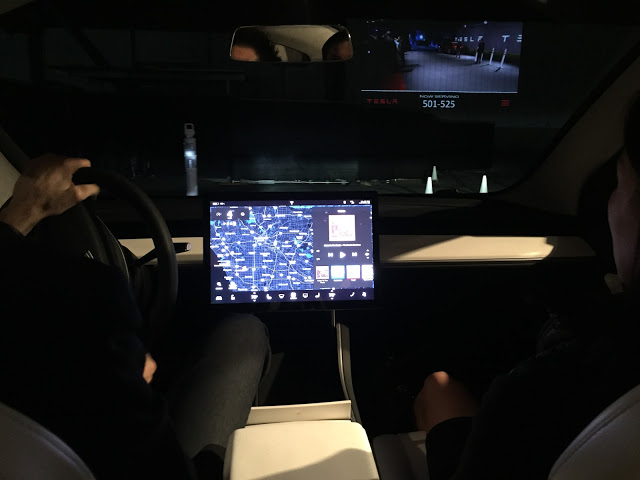 Tesla-Model-3-Center-Dash-Touchscreen
