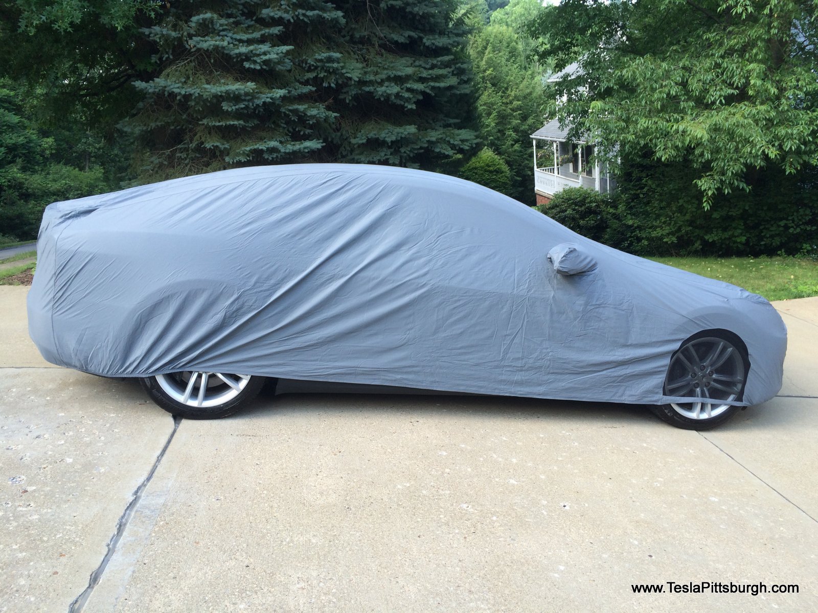 Car Cover For Tesla Model S - Installation and Removal 
