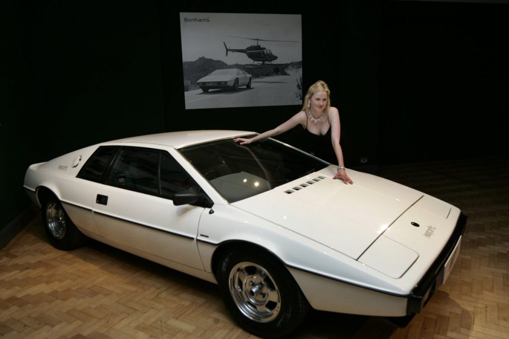 Elon Musk bought a Lotus Esprit S1