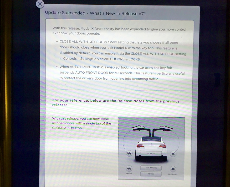 Model-X-Firmware-7-1-Falcon-Wing-Close
