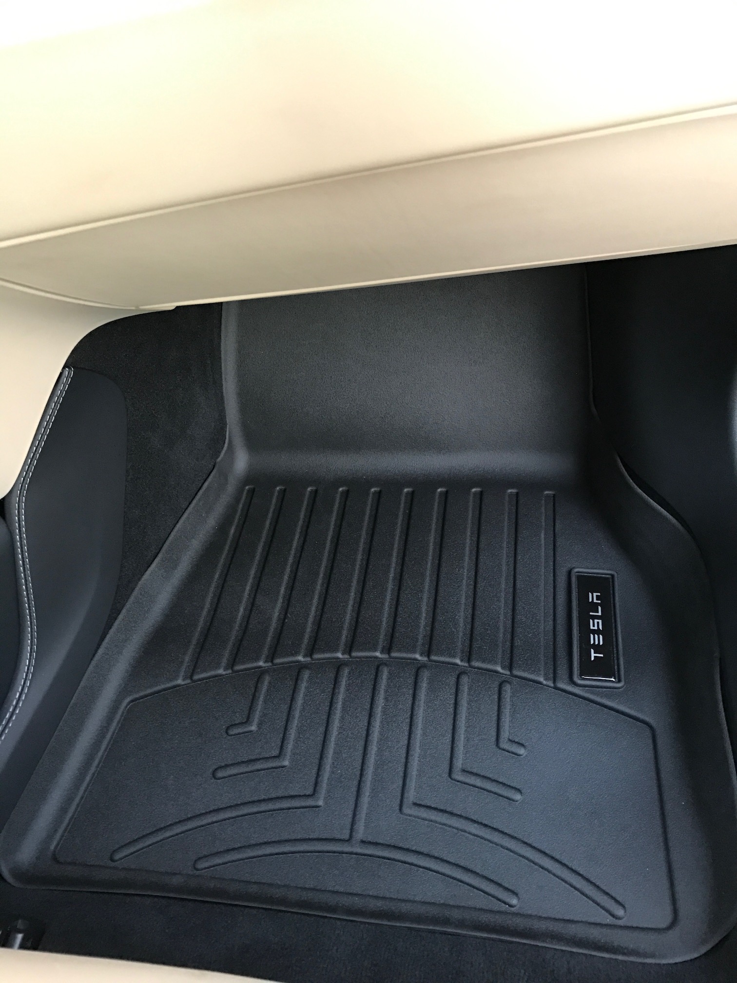 Passenger side floor liner mat (Installed)