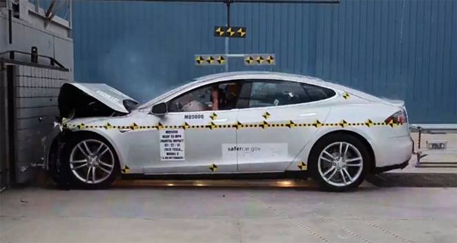 Tesla Model S Crash Test