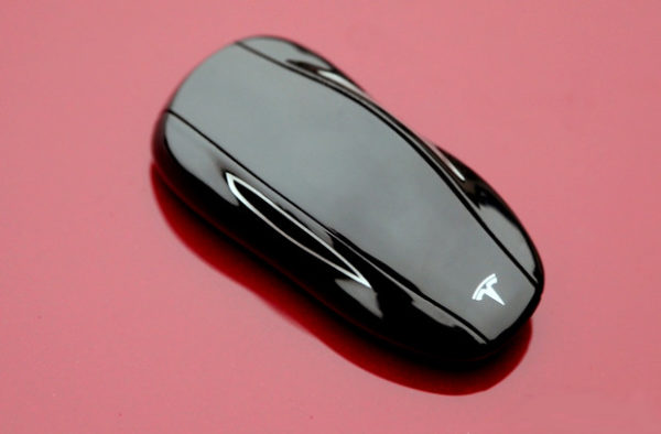 How to Prevent Losing Your Tesla Model S Key Fob