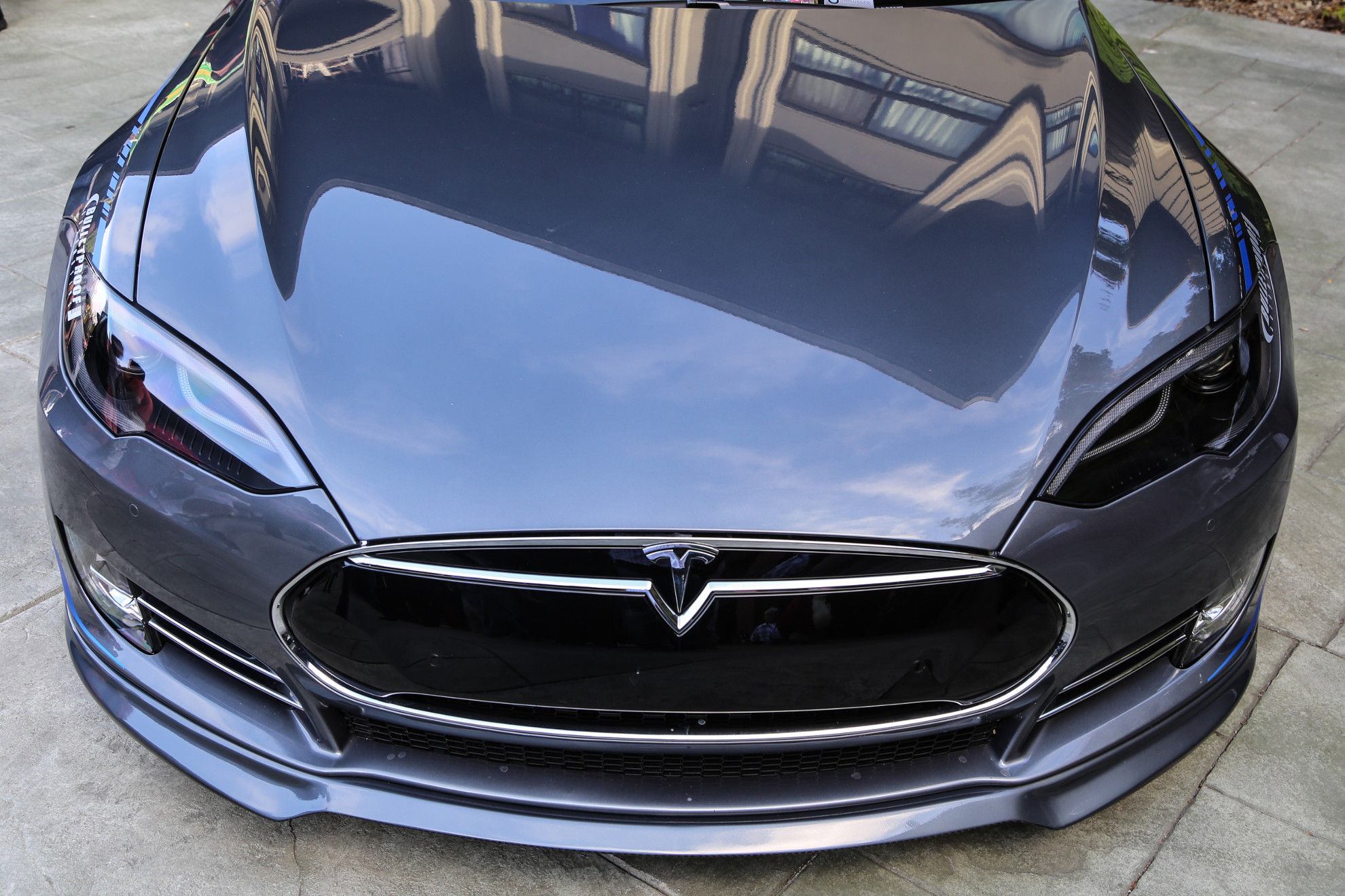 Carbon grille for Tesla Model S and X (all generations)