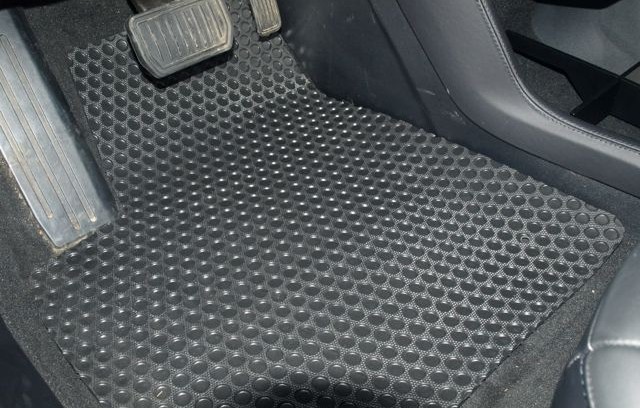 Lloyd Rubbertite All-Weather Floor Mats for Model S