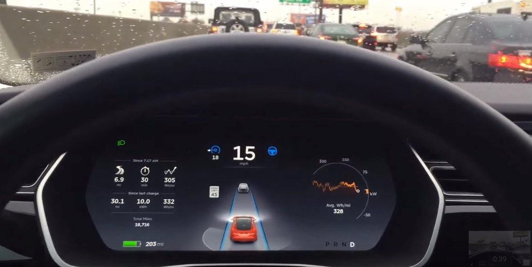 Tesla-Autopilot-Traffic-Rain