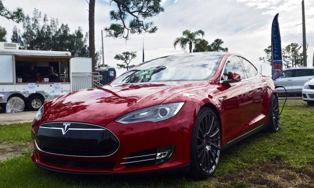 Ludicrous Model S P90D with lightweight high performance Pulse wheels
