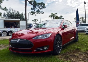 Ludicrous Model S P90D with lightweight high performance Pulse wheels