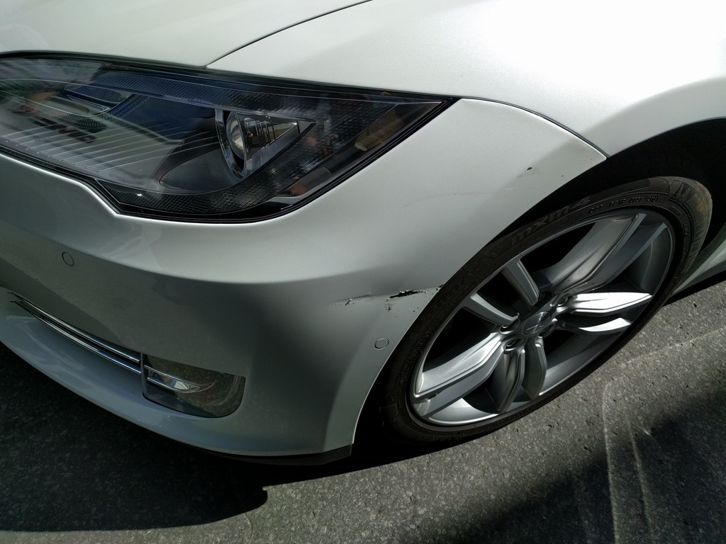 Damnge to Model S in autopark
