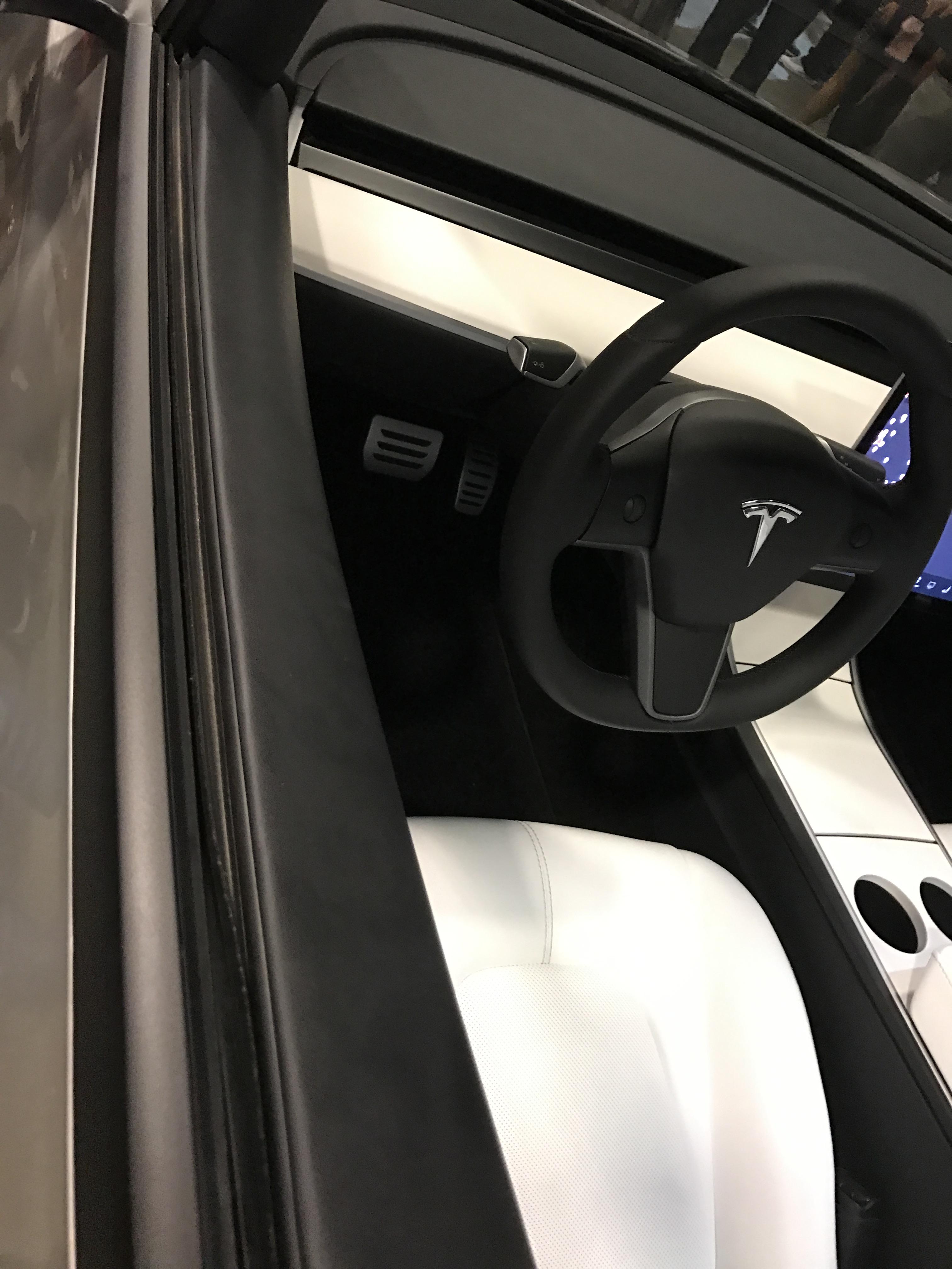 Solutions Flat Matte Vinyl Wrap Decal For Tesla Model 3 Steering Wheel Overlay