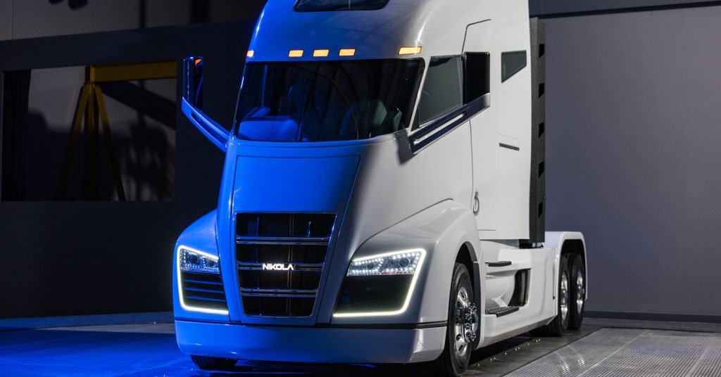 Nikola Motor Unveils 1 000 Hp Hydrogen Electric Truck With 1 0 Mi Range Nikola Motor Unveils 1 000 Hp Hydrogen Electric Truck With 1 0 Mi Range