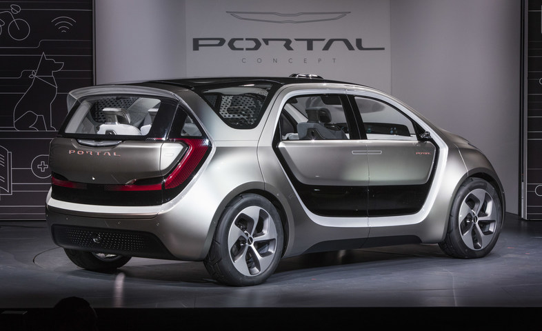 FCA Portal Self-Driving Concept World Debut