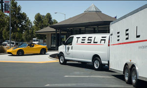 Tesla mobile repair service
