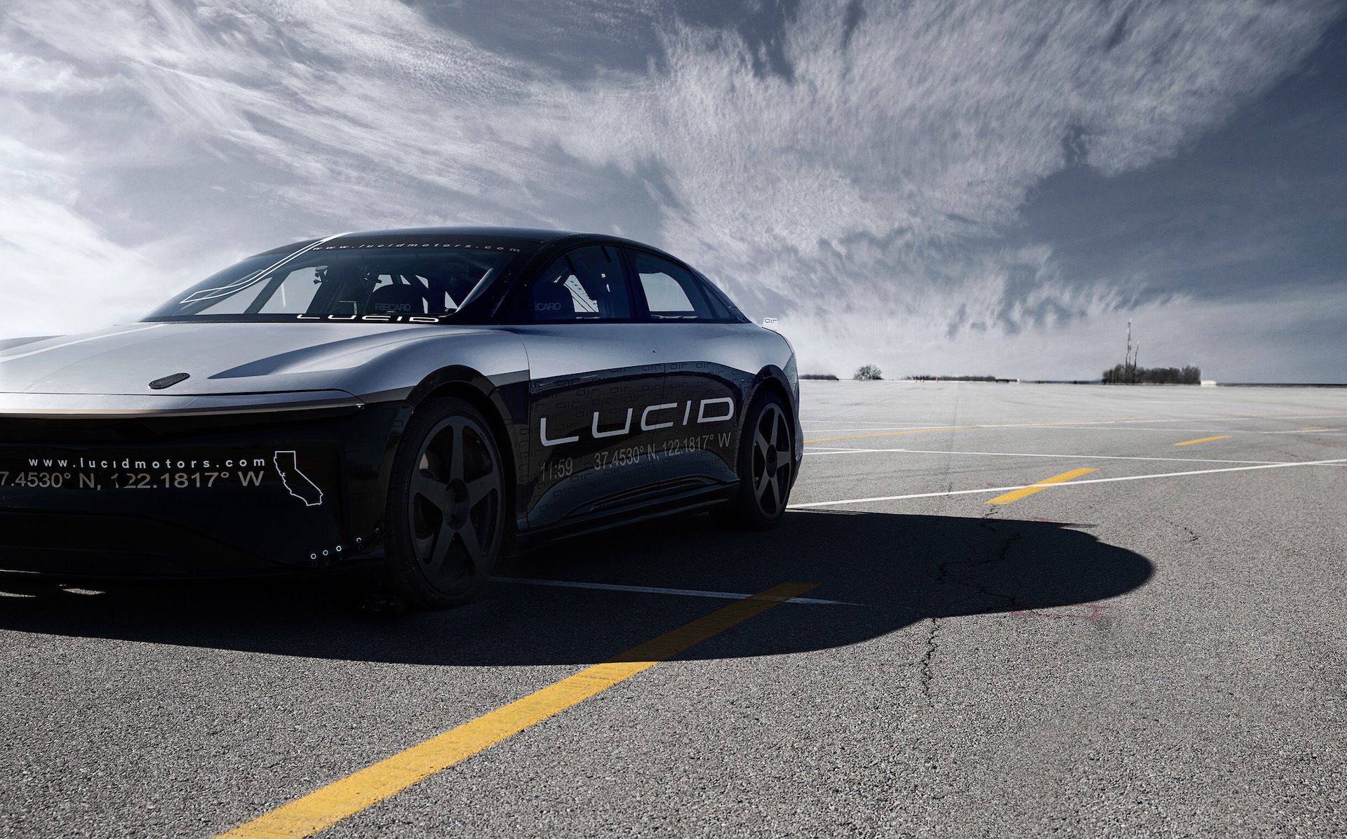 Lucid-Air-Alpha-Speed-Car-04.jpg