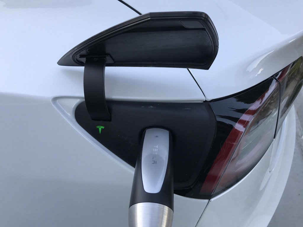 model 3 charge