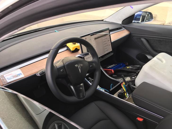 Tesla Model 3 Interior Photos Autopilot Stalk Steering