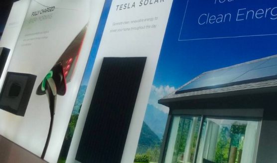 tesla-solar-panels-store-showroom