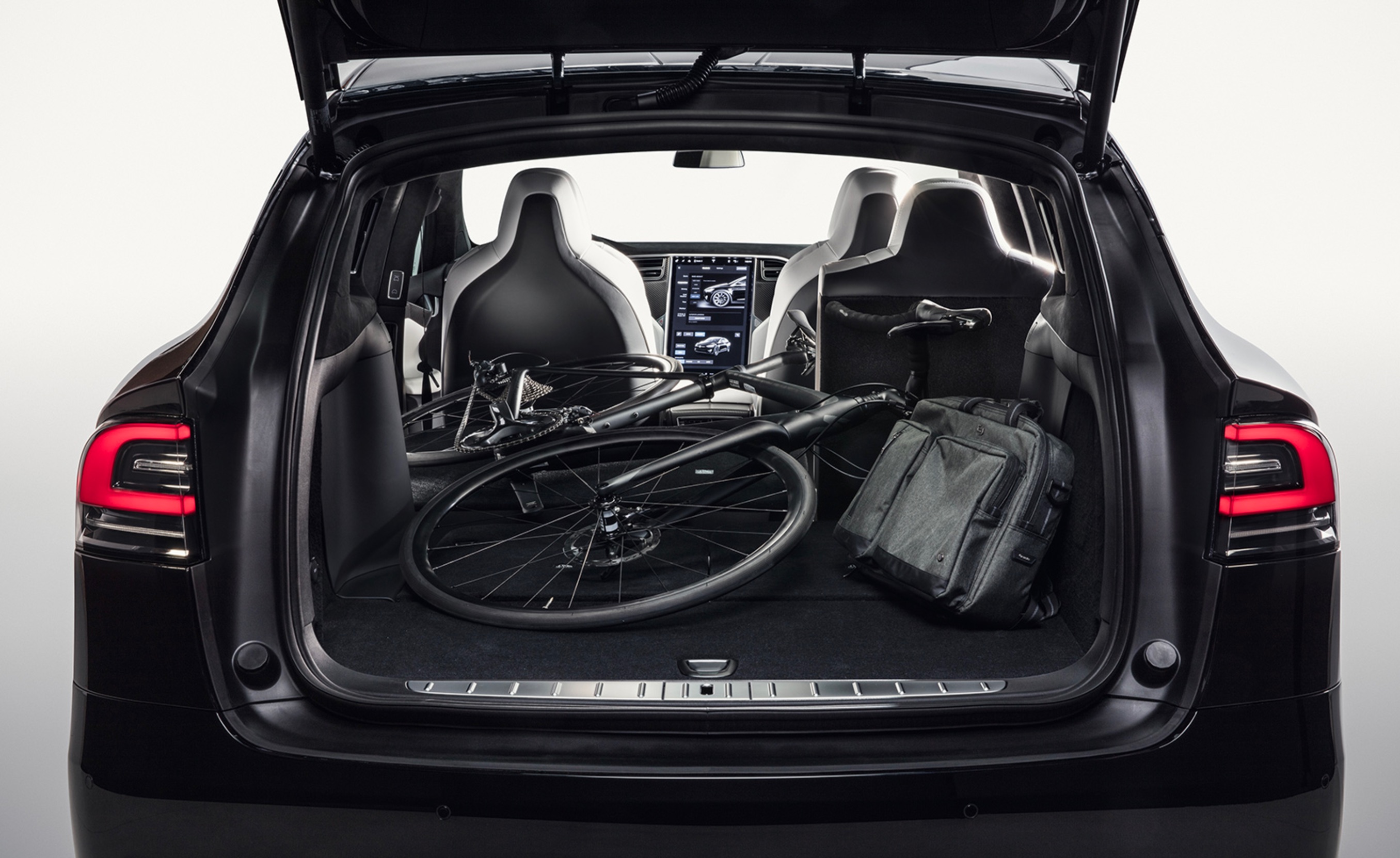 teszla-model-x-trunk-cargo-bike-fold-down-seats