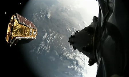 A truly picturesque live view of the Iridium NEXT Mission 3 satellite deployment. Four sats are visible in an arc on the left. Starlink will be denser and smaller, but will deploy similarly. (SpaceX)