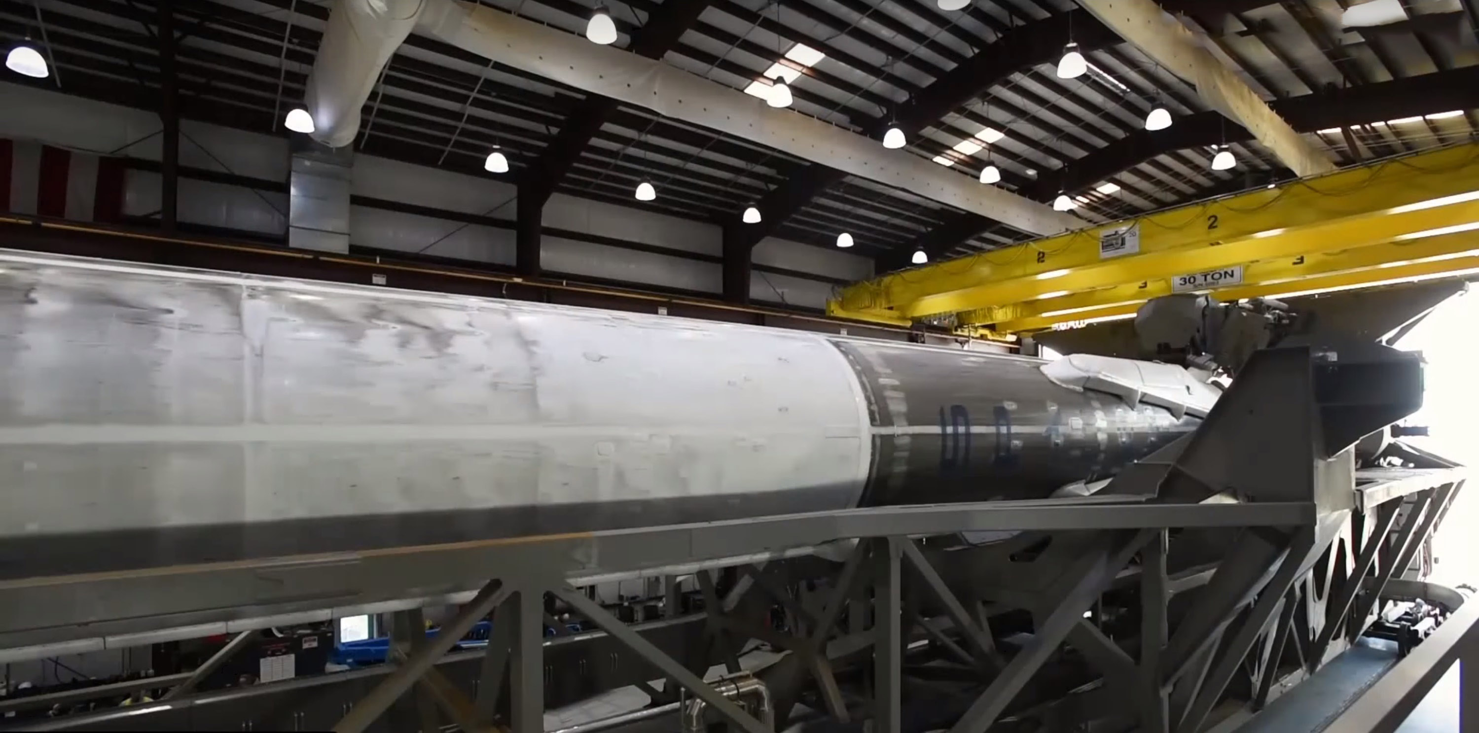 1035 in LC40 HIF (SpaceX)