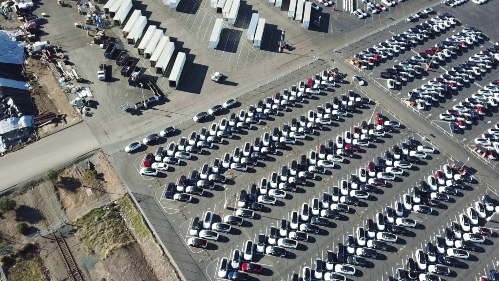 Tesla Model 3 storage lot spotted in new 4K drone video of Fremont factory