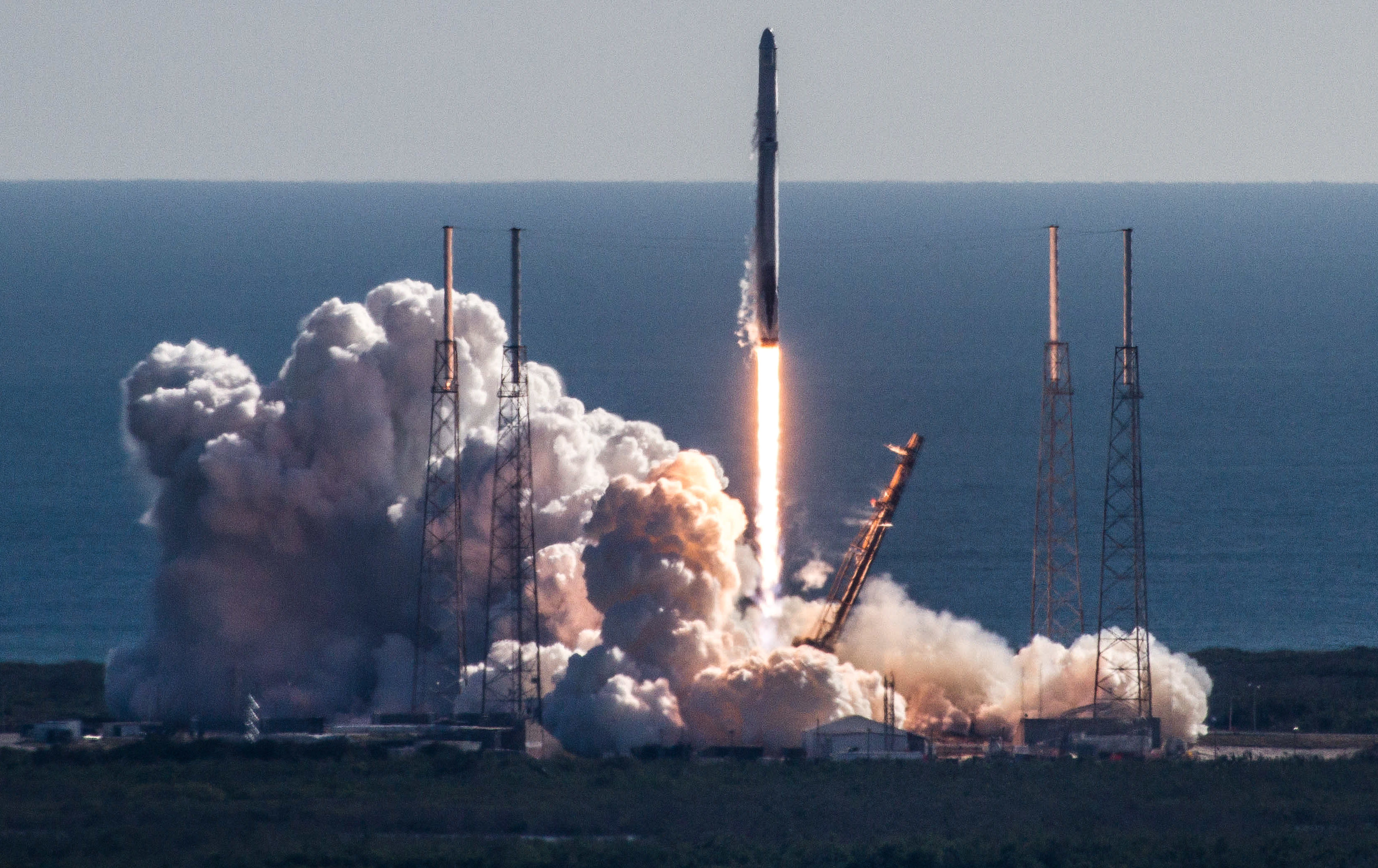 CRS13 launch 4 (SpaceX).jpg