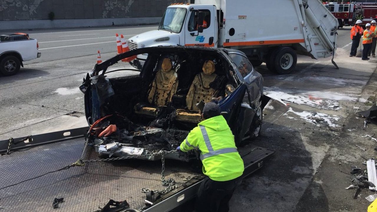 Tesla car was on autopilot prior to fatal crash in California, company says  - ABC News