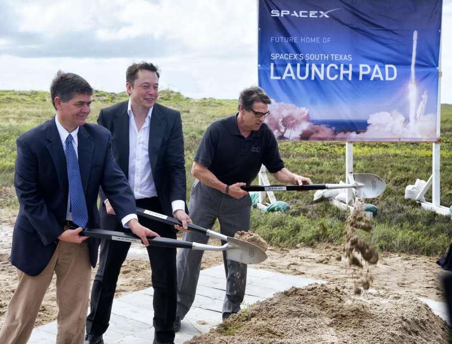 spacex-south-texas-launch-pad-elon-musk