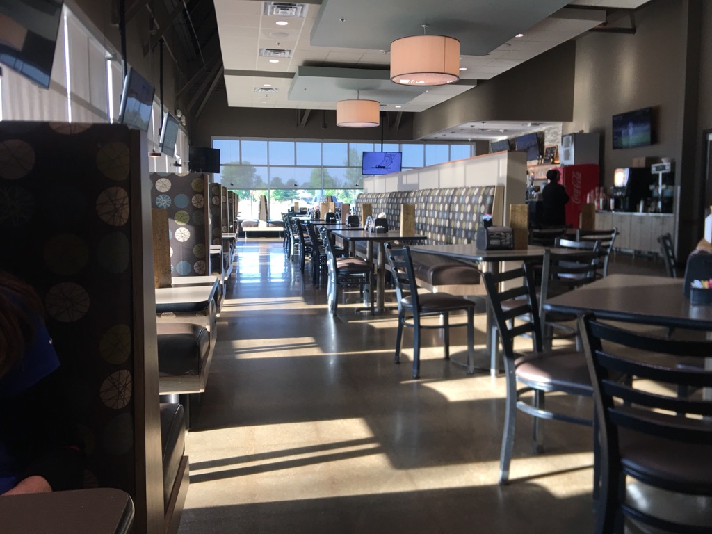 Peru Il Supercharger Teslarati The Hy Vee Has A Sit Down Restaurant Open From 6 Am To 9 Pm Burgers Sandwiches And All Day Breakfast