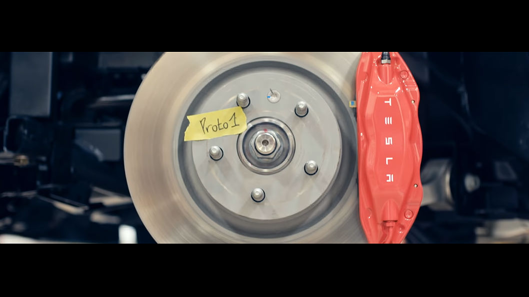 tesla-brakes-video - TESLARATI