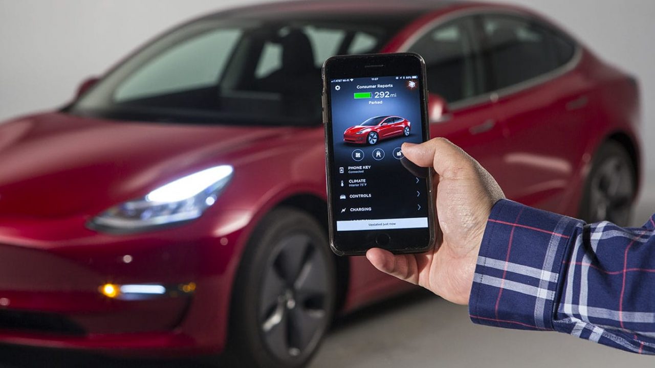 Tesla Model S, Model X will feature smartphone keys soon, says Musk