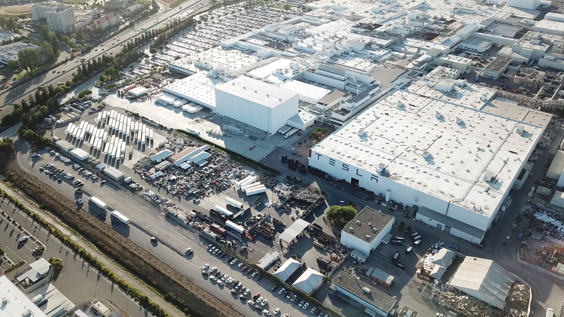 teslas last month model 3 production blitz for q3 will likely be its most impressive yet