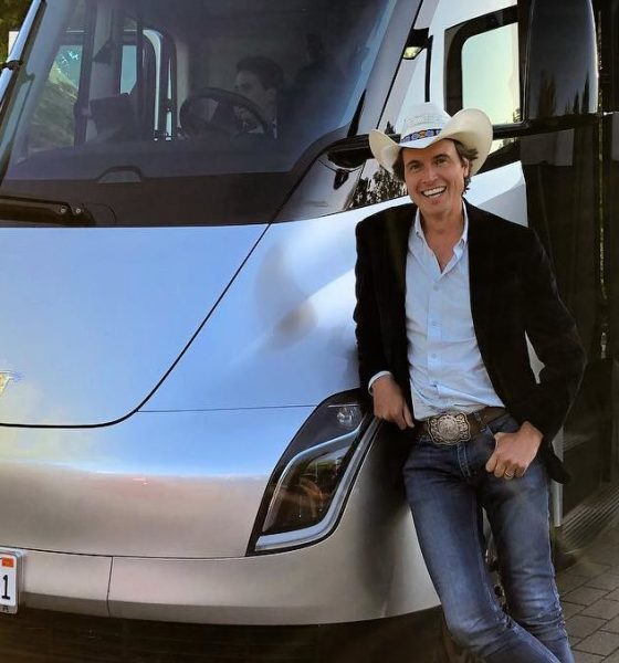 tesla kimbal musk