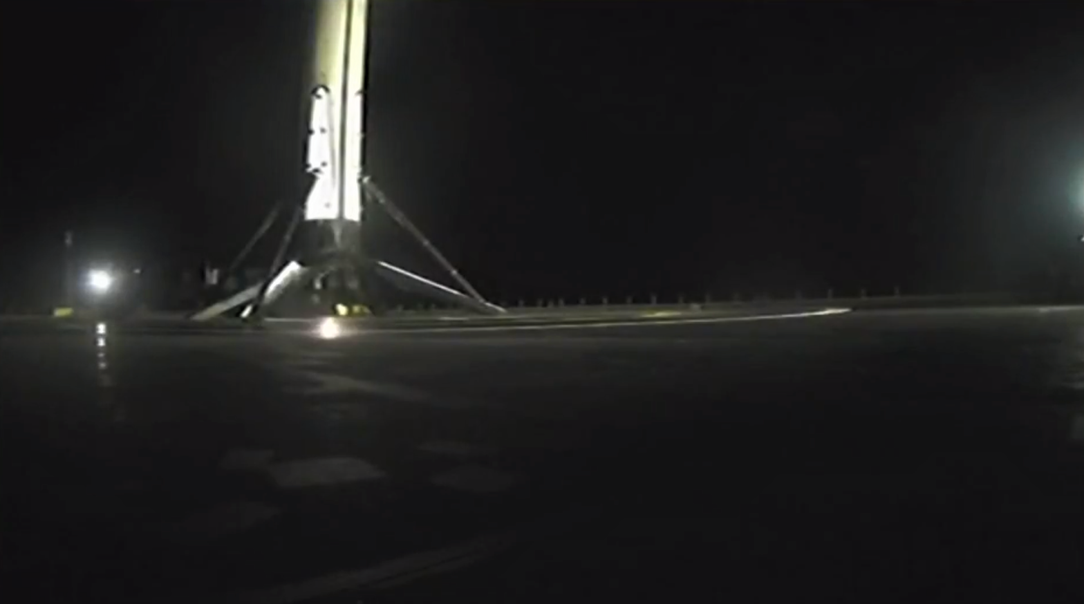 Falcon 9 B1049 landed on OCISLY (SpaceX)