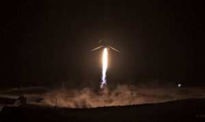 Falcon 9 B1048 just before landing at LZ-4. (Pauline Acalin)