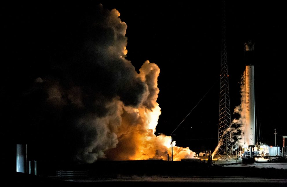 Falcon 9 B1051 static fire Oct 2018 (SpaceX)(c)