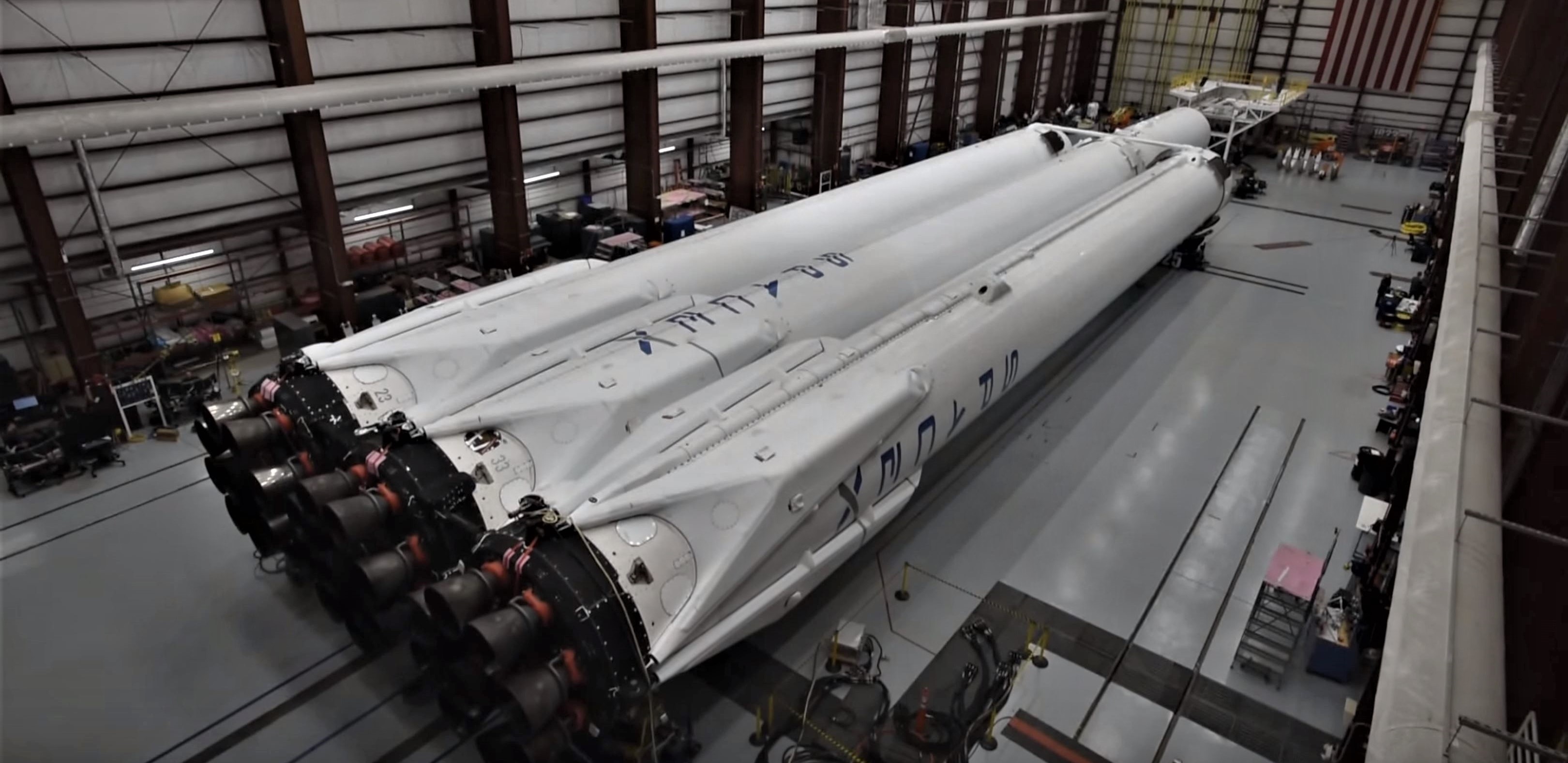 Falcon Heavy (SpaceX) 24