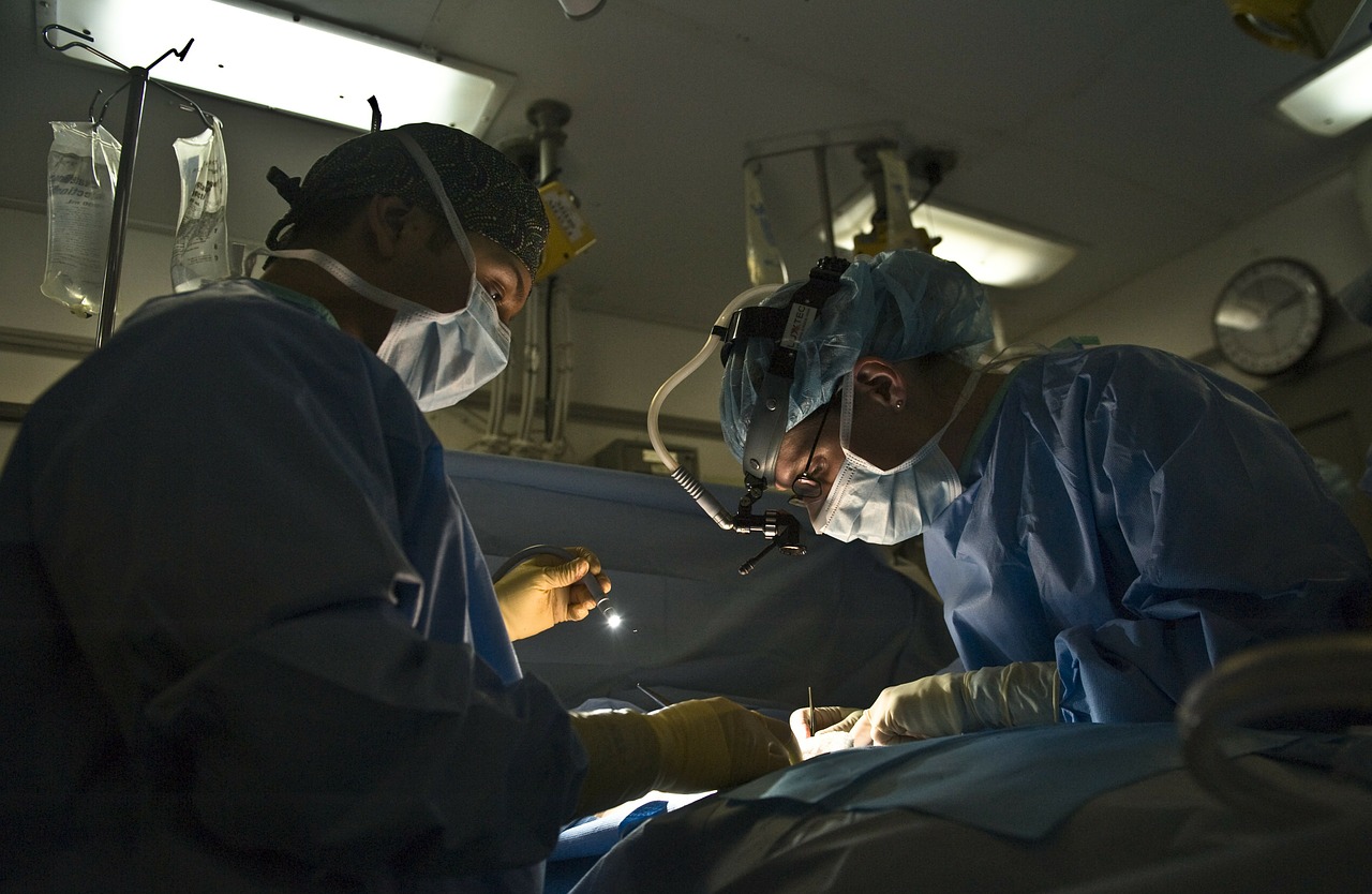 Doctors in surgery. | Credit: Pixabay.com