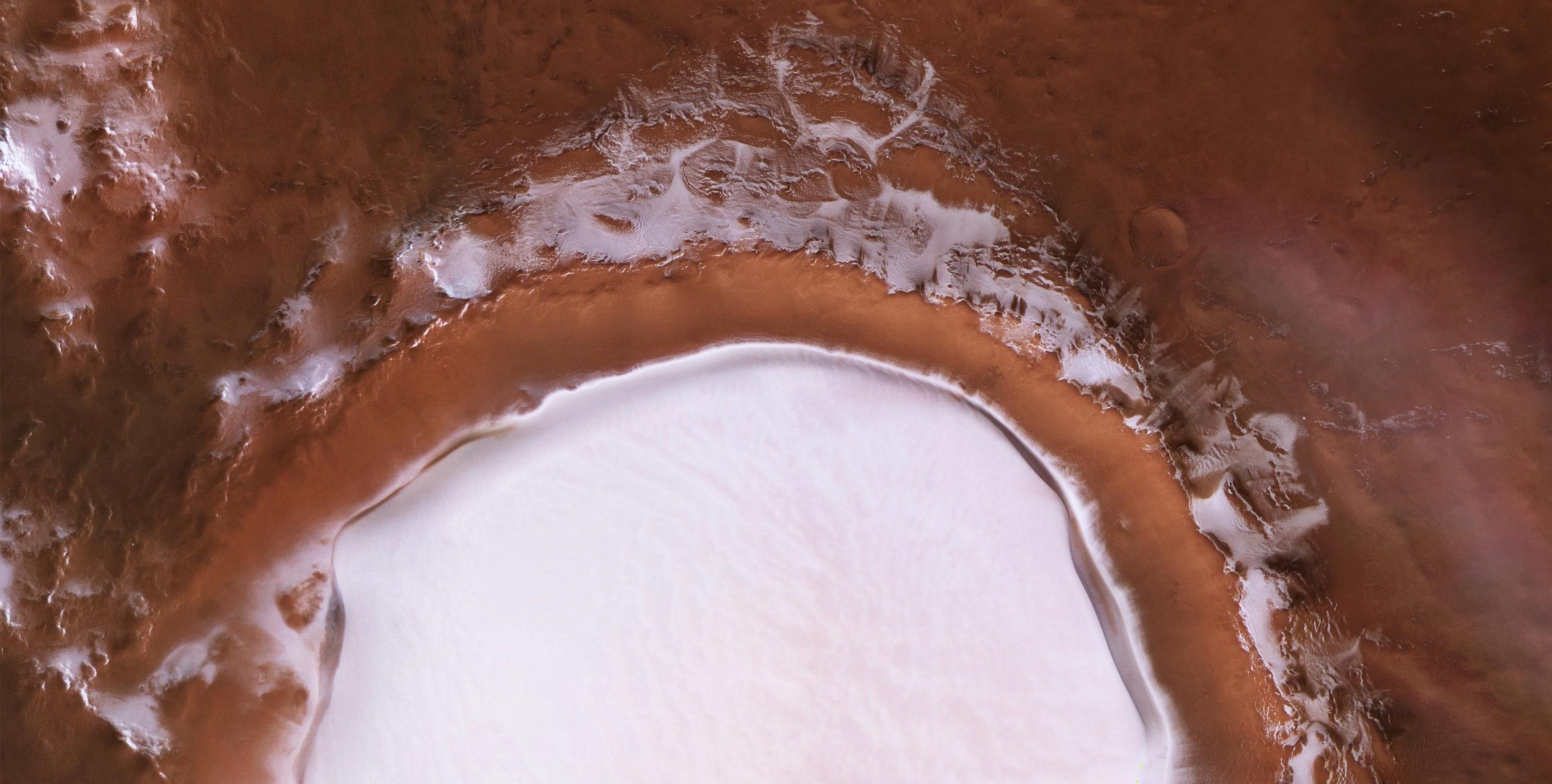 Korolev Crater (ESA) (2)