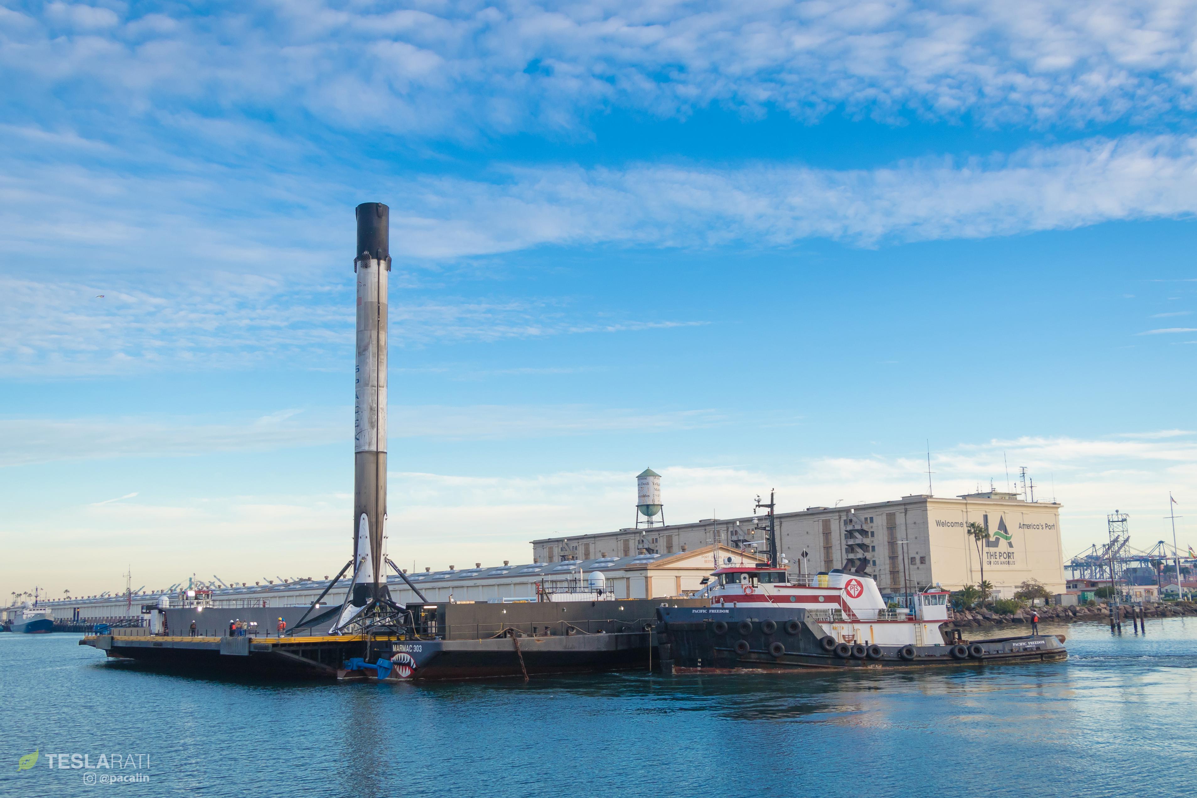 Falcon 9 (Iridium Next 8) - VAFB - 11.1.2019 - Page 4 Falcon-9-B1049-Iridium-8-dawn-return-011318-Pauline-Acalin-9c